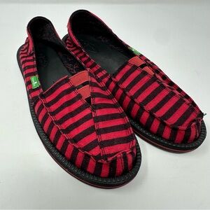 Sanuk Women’s Red and Black Stripe Shoe size 8